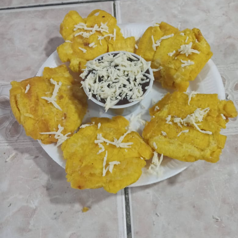 Orden de Patacones 6 uds