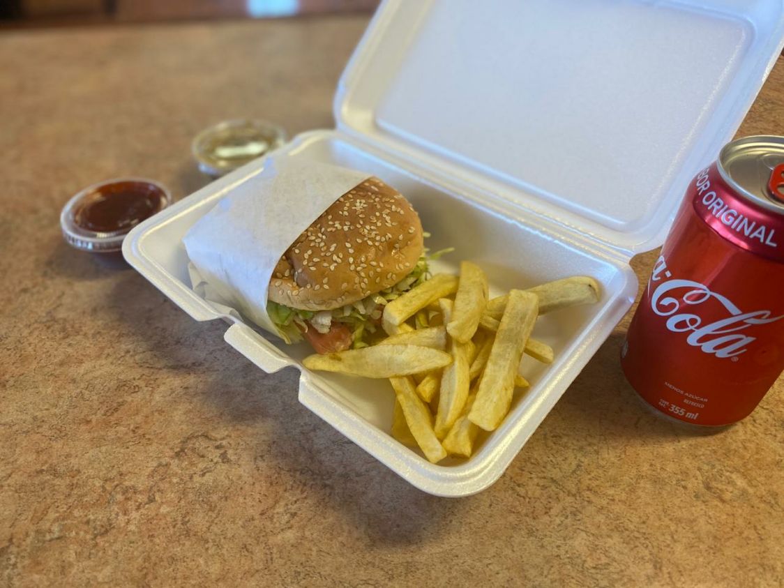 Combo Hamburguesa + Papas + Refresco