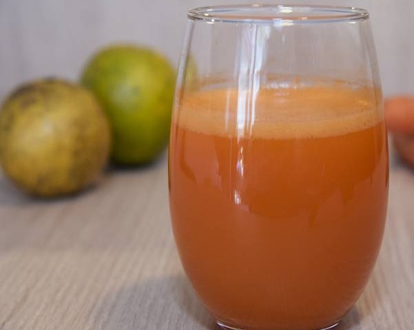 JUGO NARANJA Y ZANAHORIA
