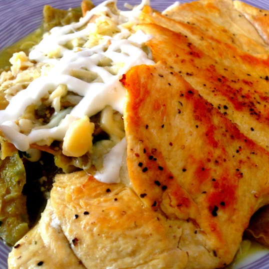 Chilaquiles Verdes con Pechuga de Pollo