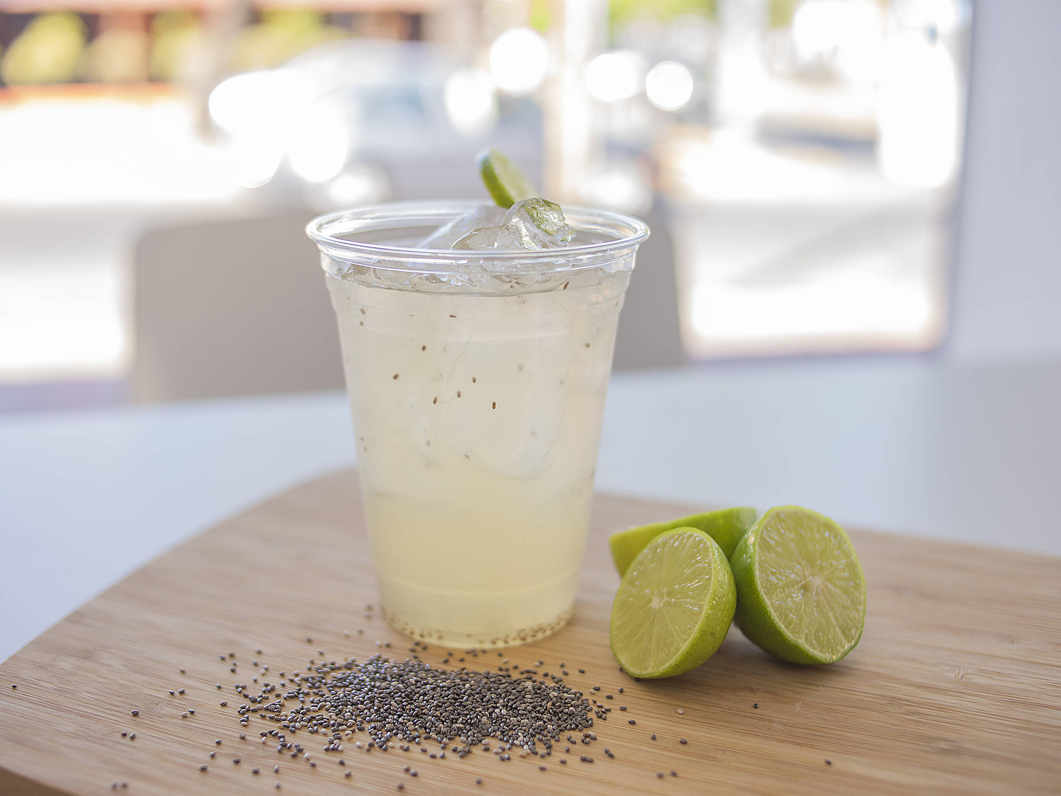 Agua de Limón Con Chía