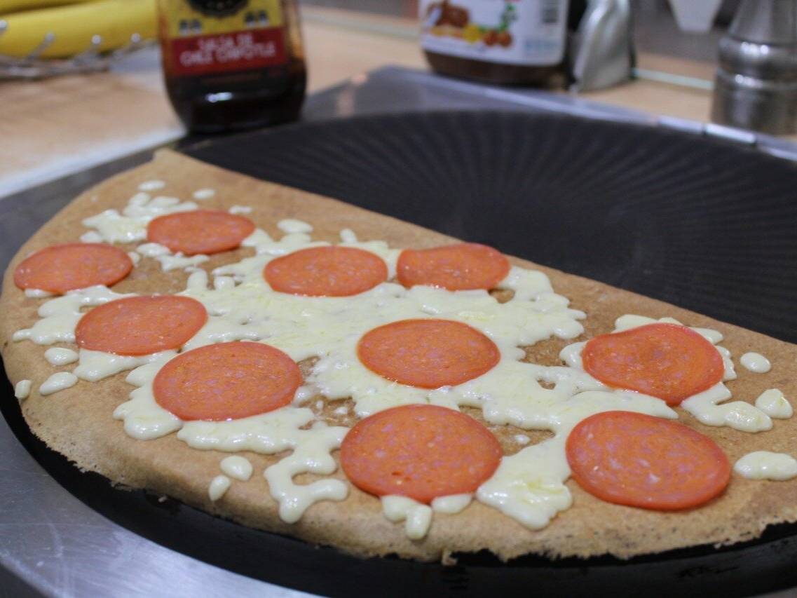 Crepa de Queso Manchego y Pepperoni