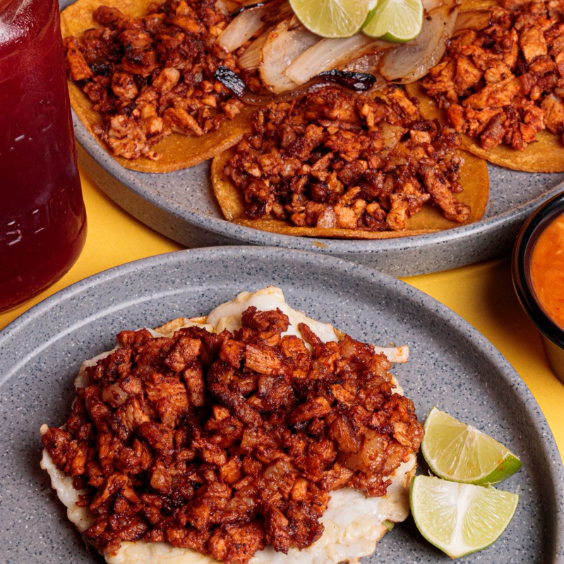 Combo tacos, volcán y bebida