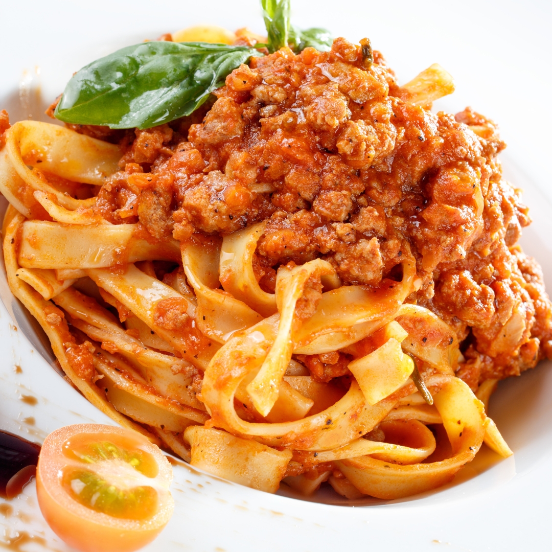 Fettuccine con Salsa Boloñesa