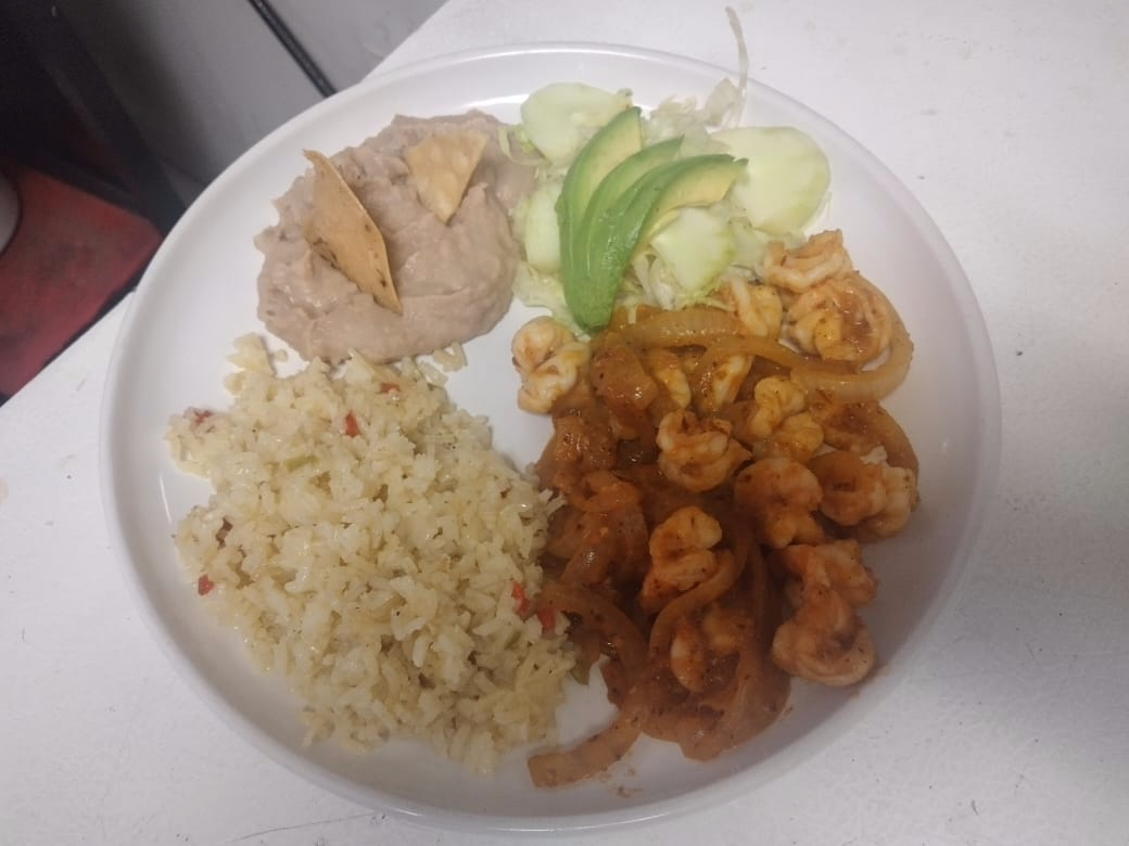 Camarones Enchilados