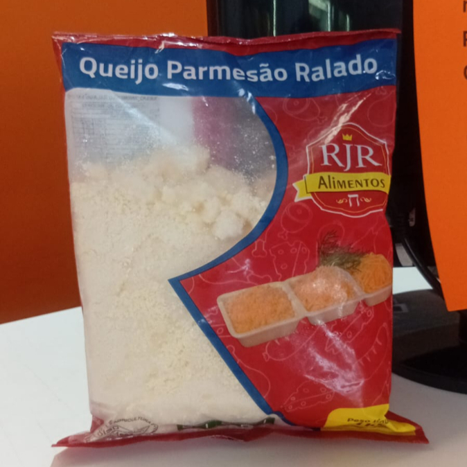 Queijo parmesão ralado fino 1kg