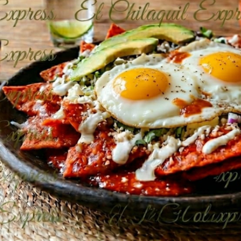 Chilabox Salsa Roja con Huevo Frito (estrellado).