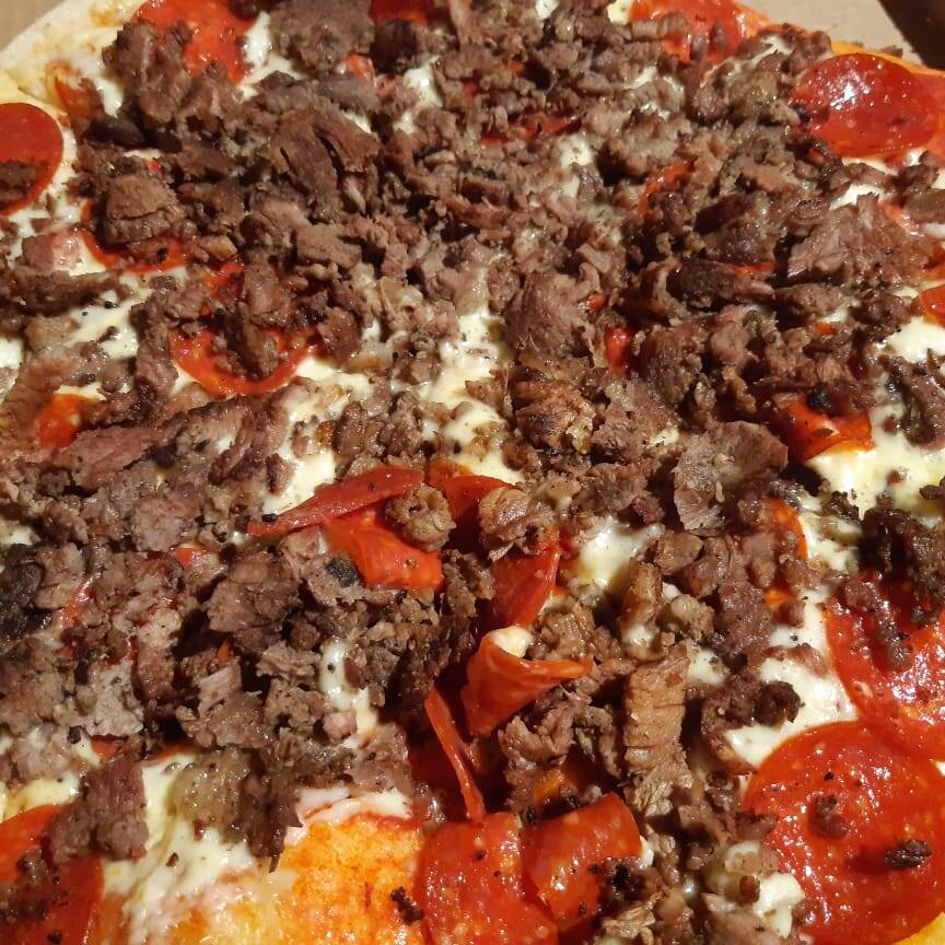 Pizza Peperoni Con Asada 14 "