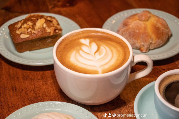Café latte caliente