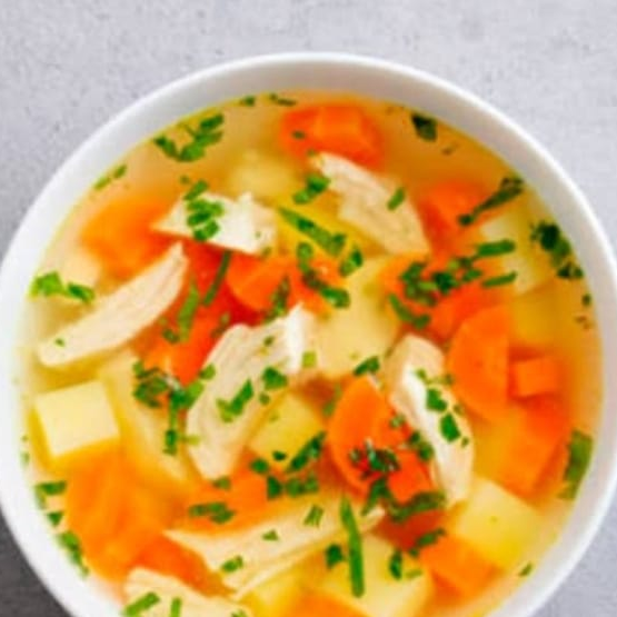 Consome de Pollo Grande 32oz + Agua