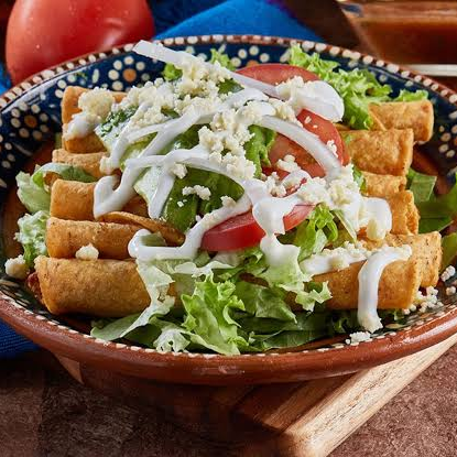 Tacos Dorados con Consome