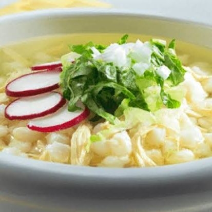Pozole de pollo 1 lt x130 o 2lt x$210
