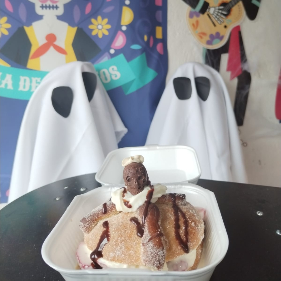 Hojaldra Rellena de FRESAS CON CREMA