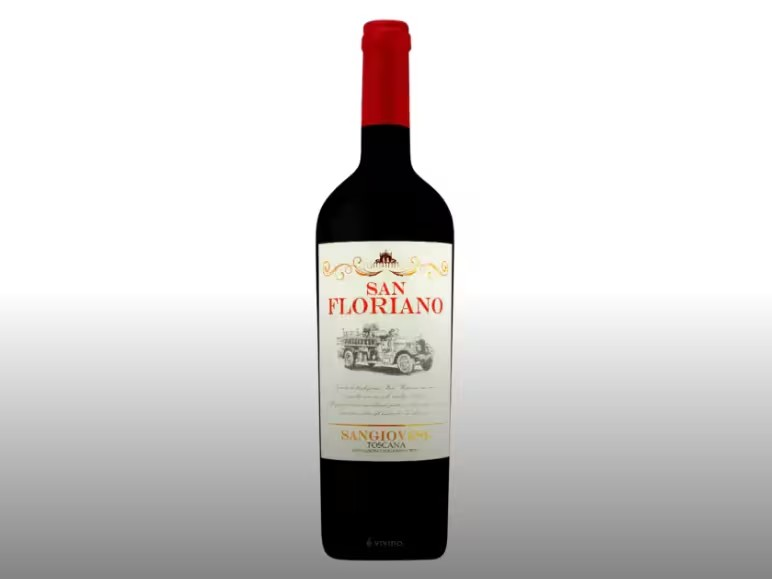 Leve e seco, com aromas de licor de cereja, ameixas maduras e ervas secas. 
Item proibido para menores de 18 (dezoito) anos.