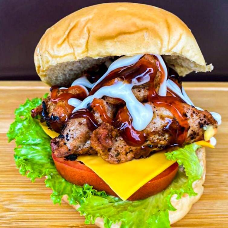 Salchi Master Burger