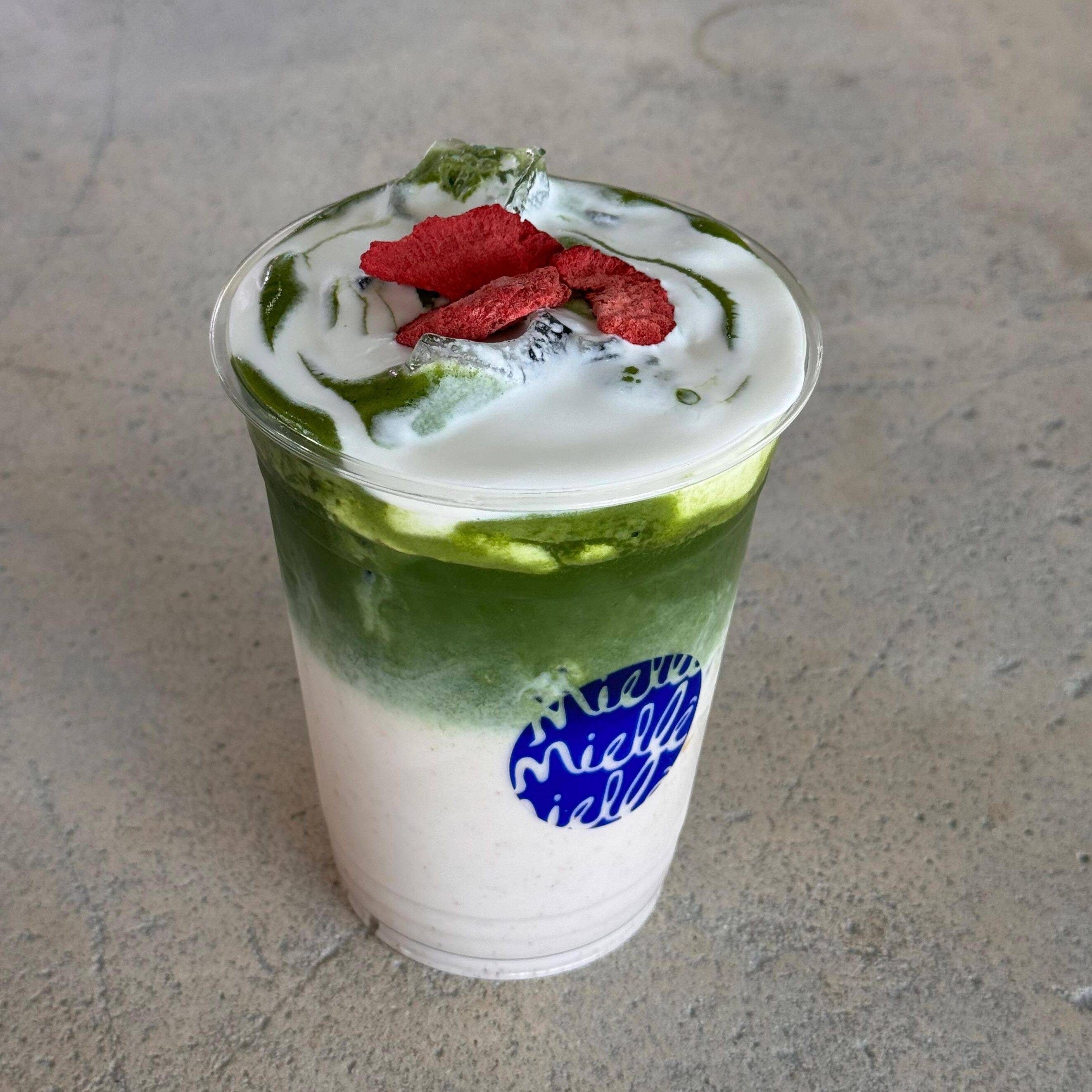 Matcha Horchata de Fresa