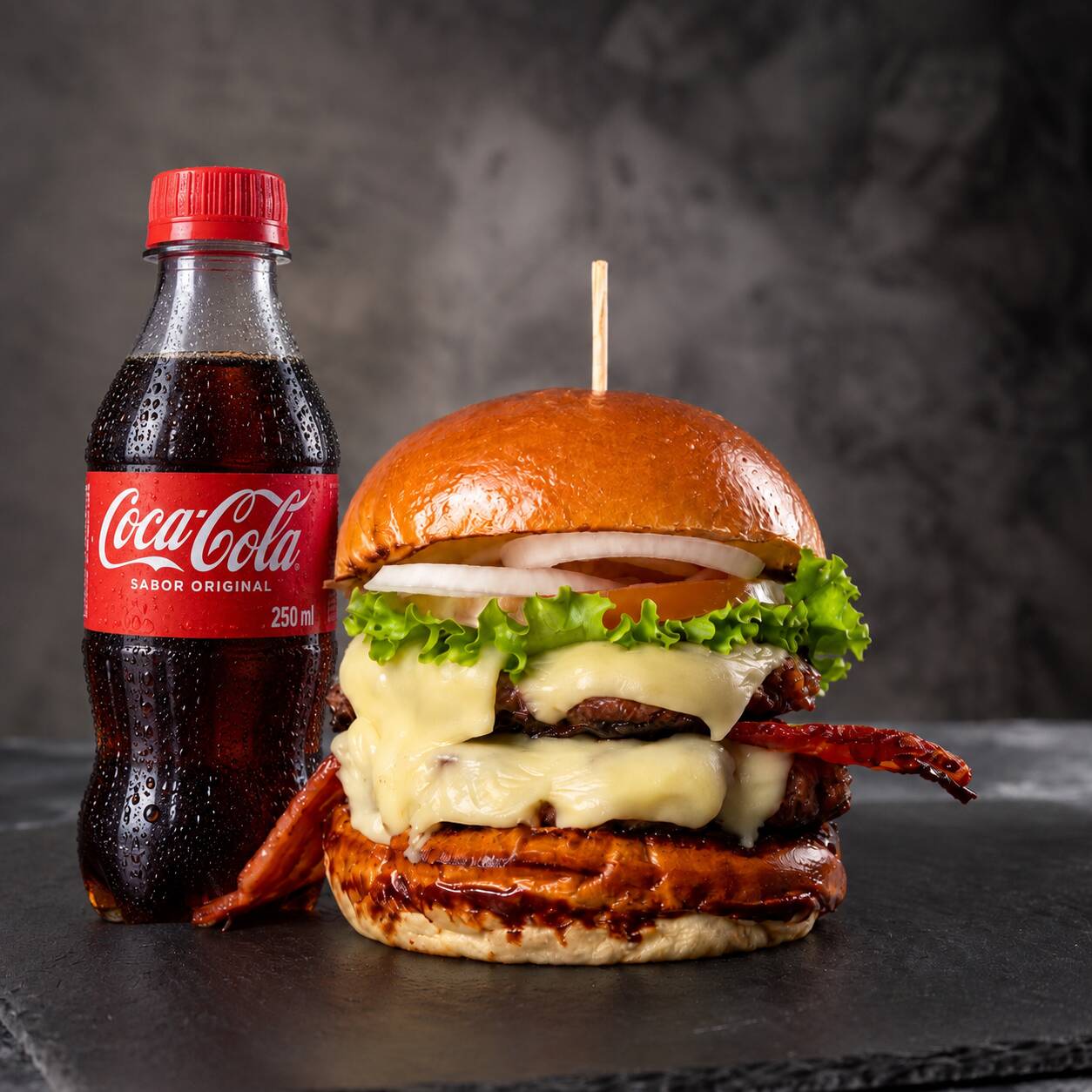 Vibras Doble Carne + Gaseosa 250ml