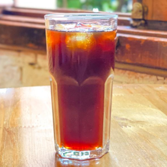 Nosso coado do dia só que beeeem geladinho. Café especial e gelo. 300ml