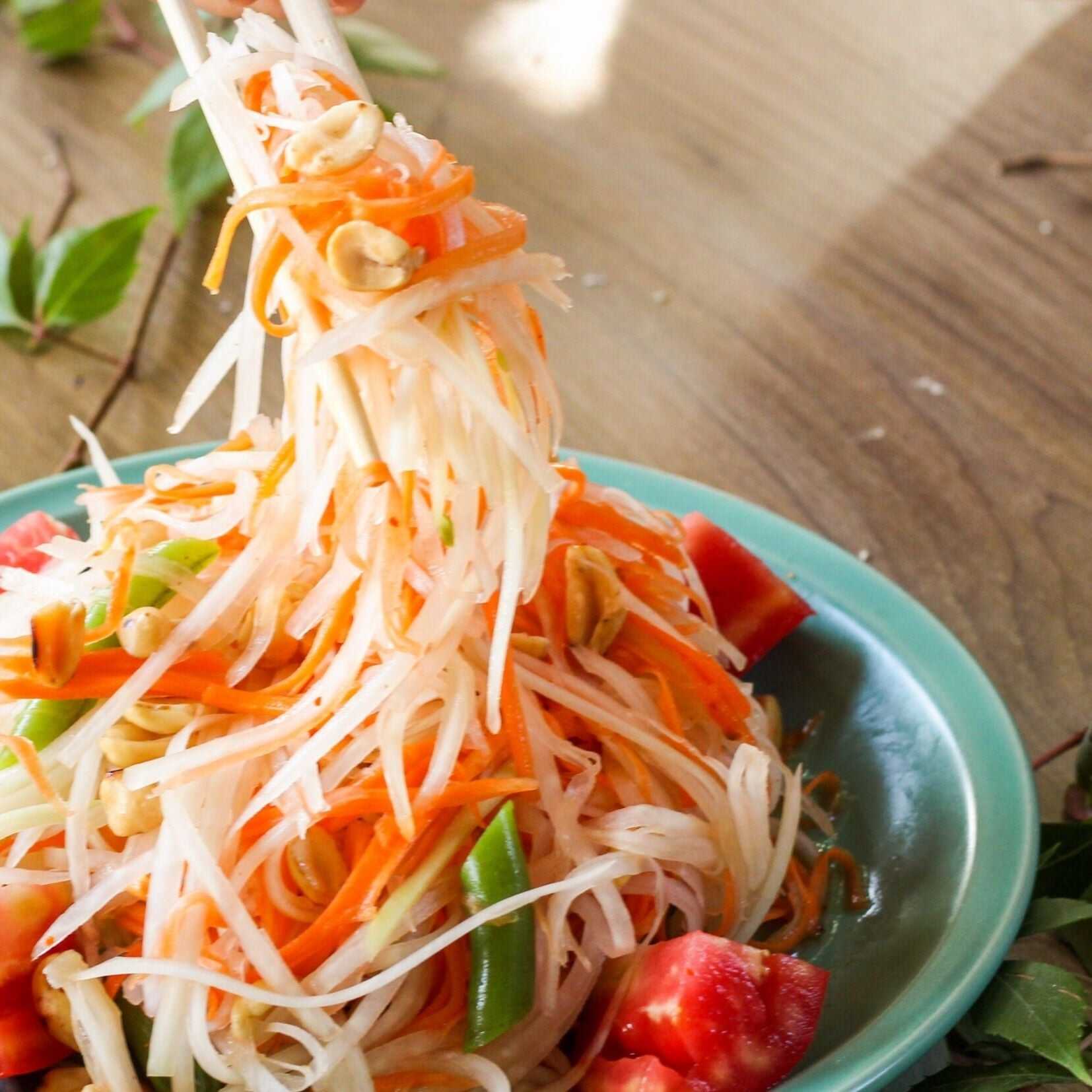 Som Tam Ensalada Papaya Verde