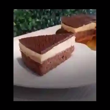 Porción Torta Chocomaracuya
