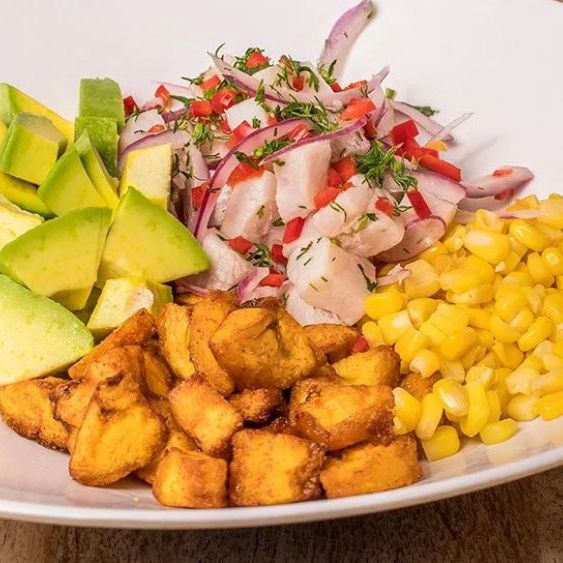 Poke bowl acevichado