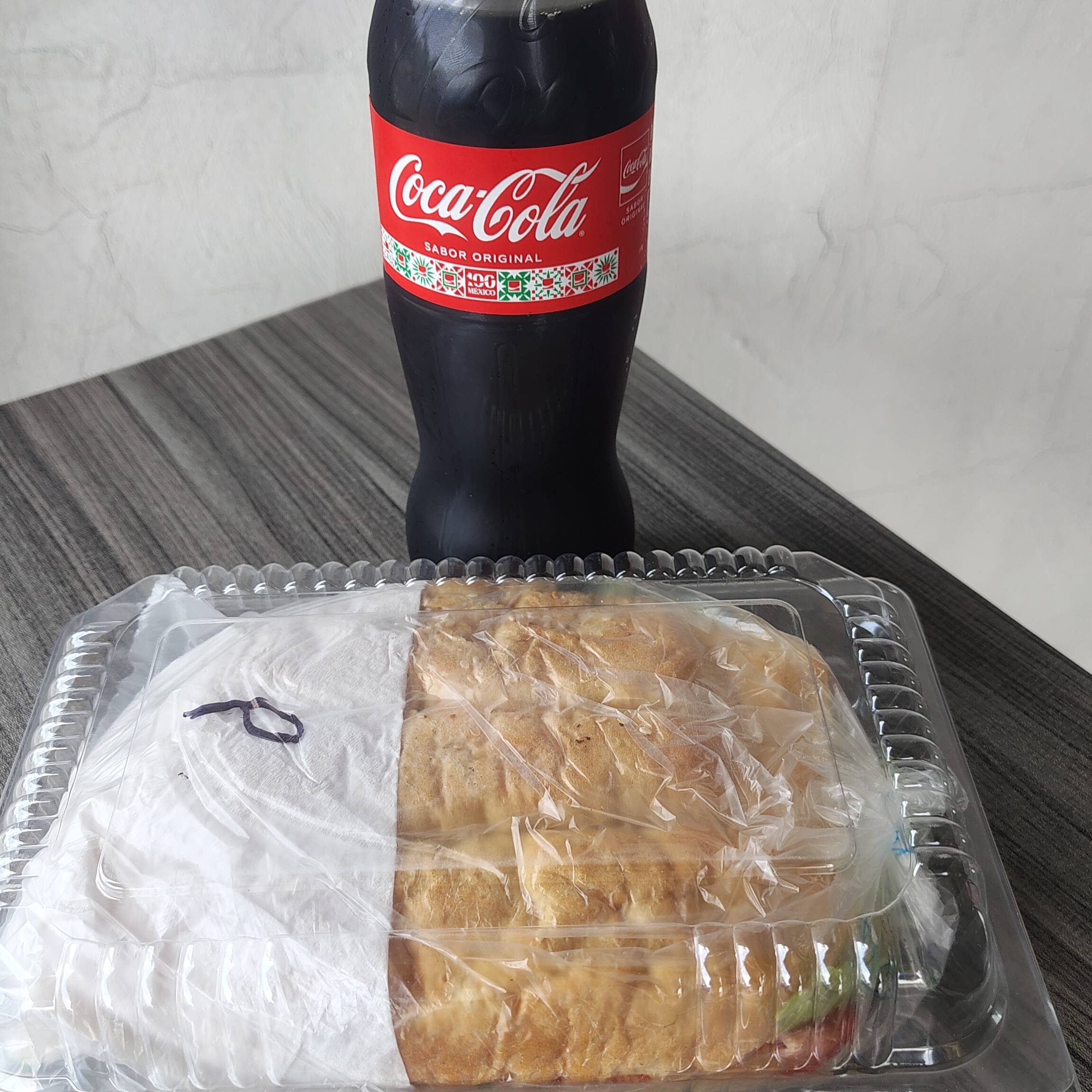 Torta Grande Pierna+coca 600ml