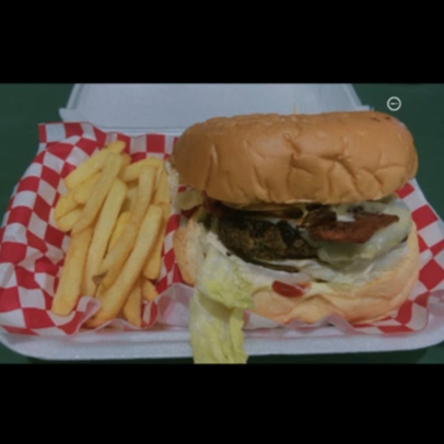 Lauraburguer Con Papitas