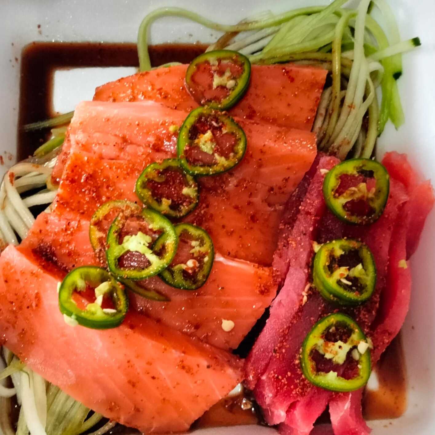 SALSHIMI SALMÓN CORTE GRUESO