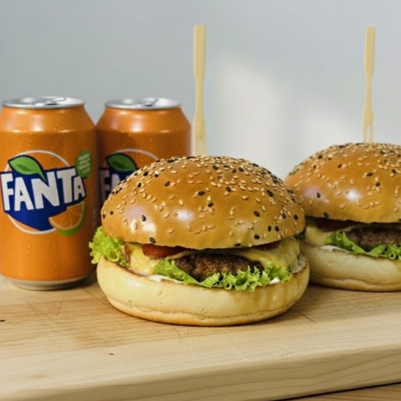 2 Prime Burguer, 2 Refrigerantes em Lata de 220ml