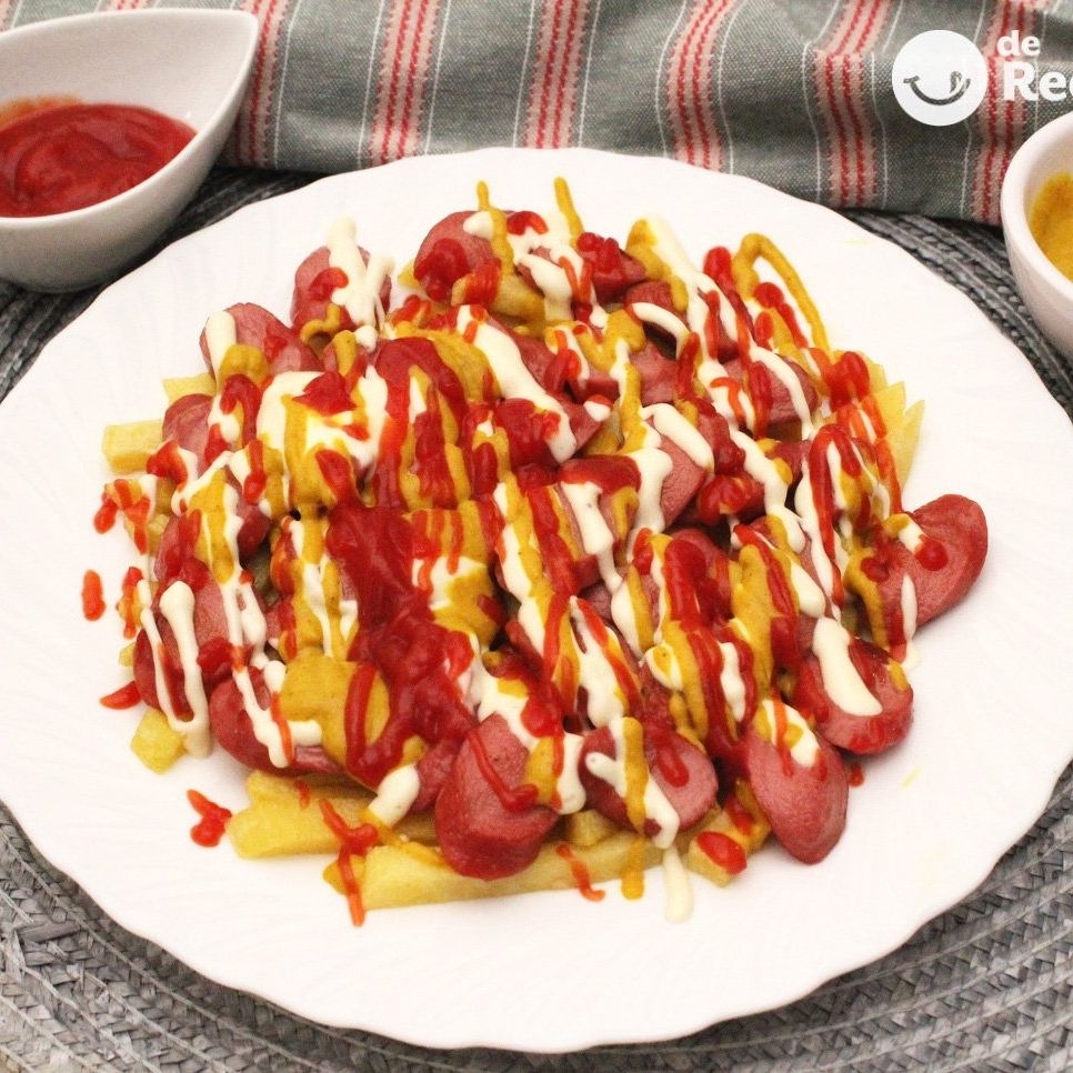 Salchipapas