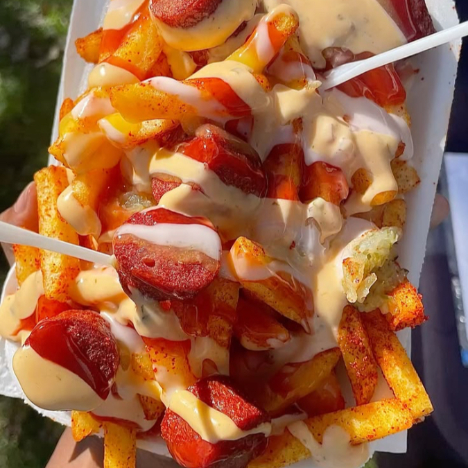 SALCHIPAPAS