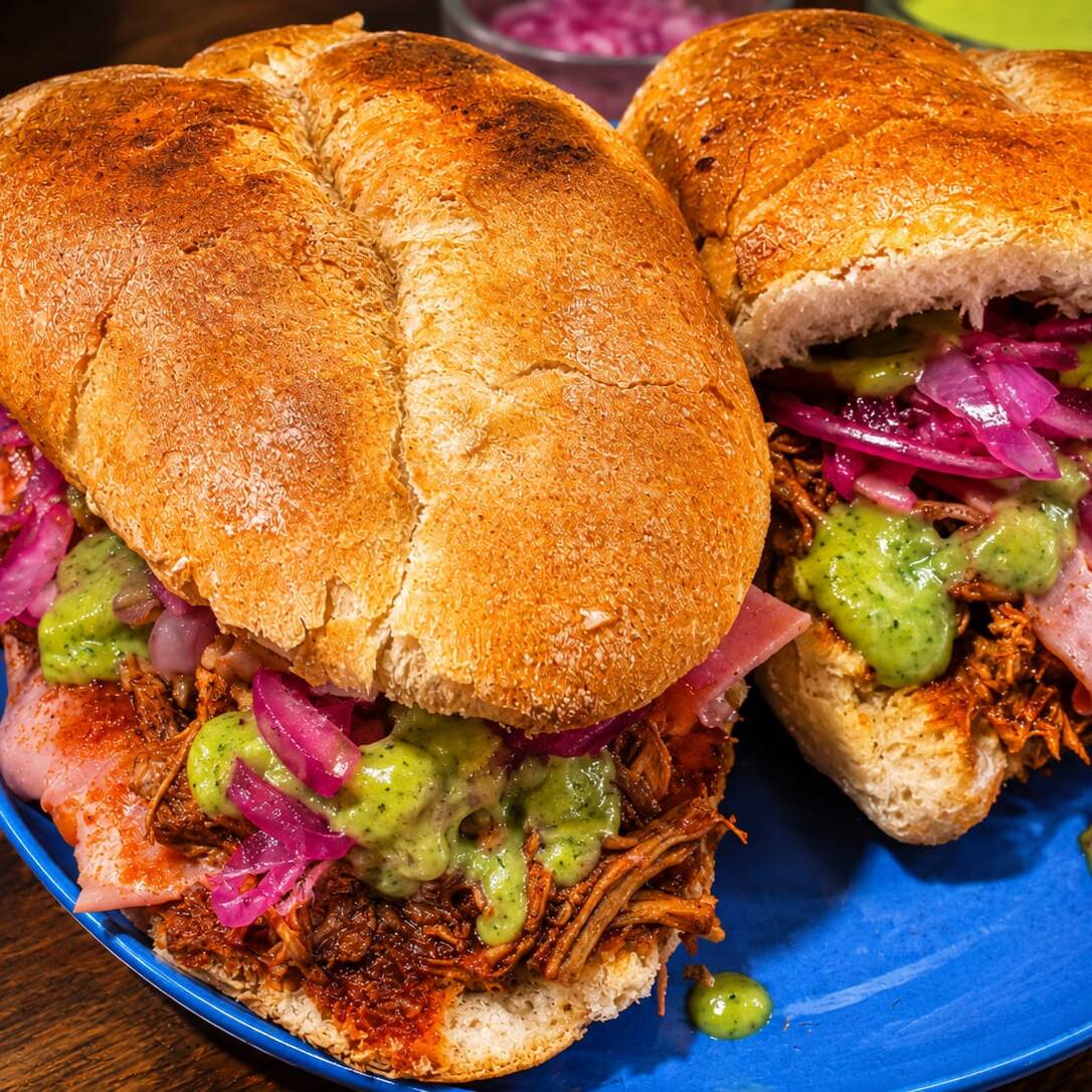 Torta de Cochinita Pibil