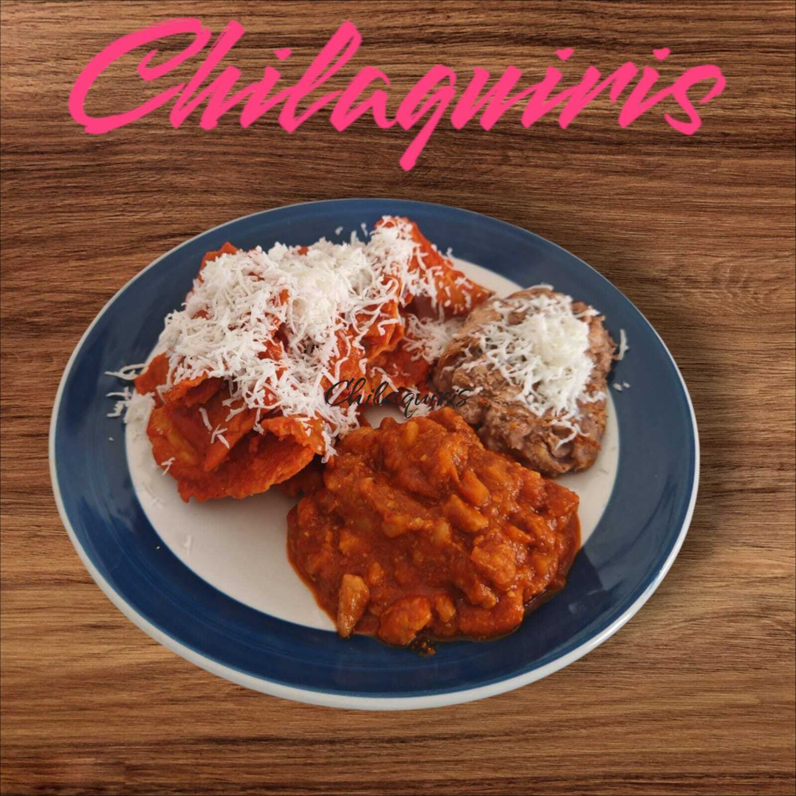 Chilakiris Con Guisado Rojo
