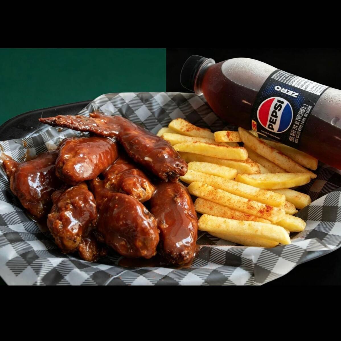 Combo: 6 Alitas BBQ + Papas + Gaseosa 250 ml