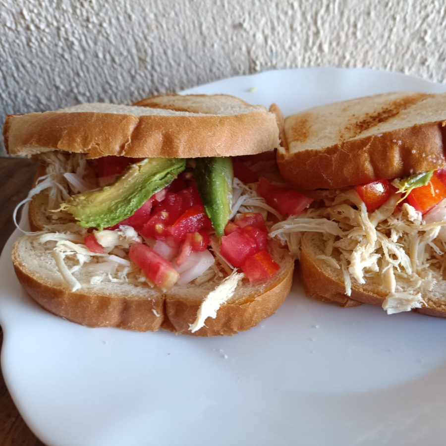 Sandwich con Pollo