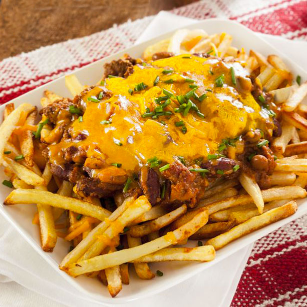 Papas Fritas con Carne Asada