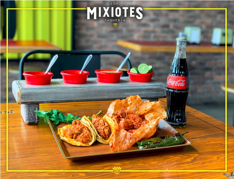 LOS MIXIOTES TAQUERÍA (Loma Dorada)