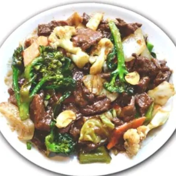 carne bovina fatiada com acelga, repolho, couve-flor, cenoura, brócolis, cebola, pimentão, temperado com molho shoyo.