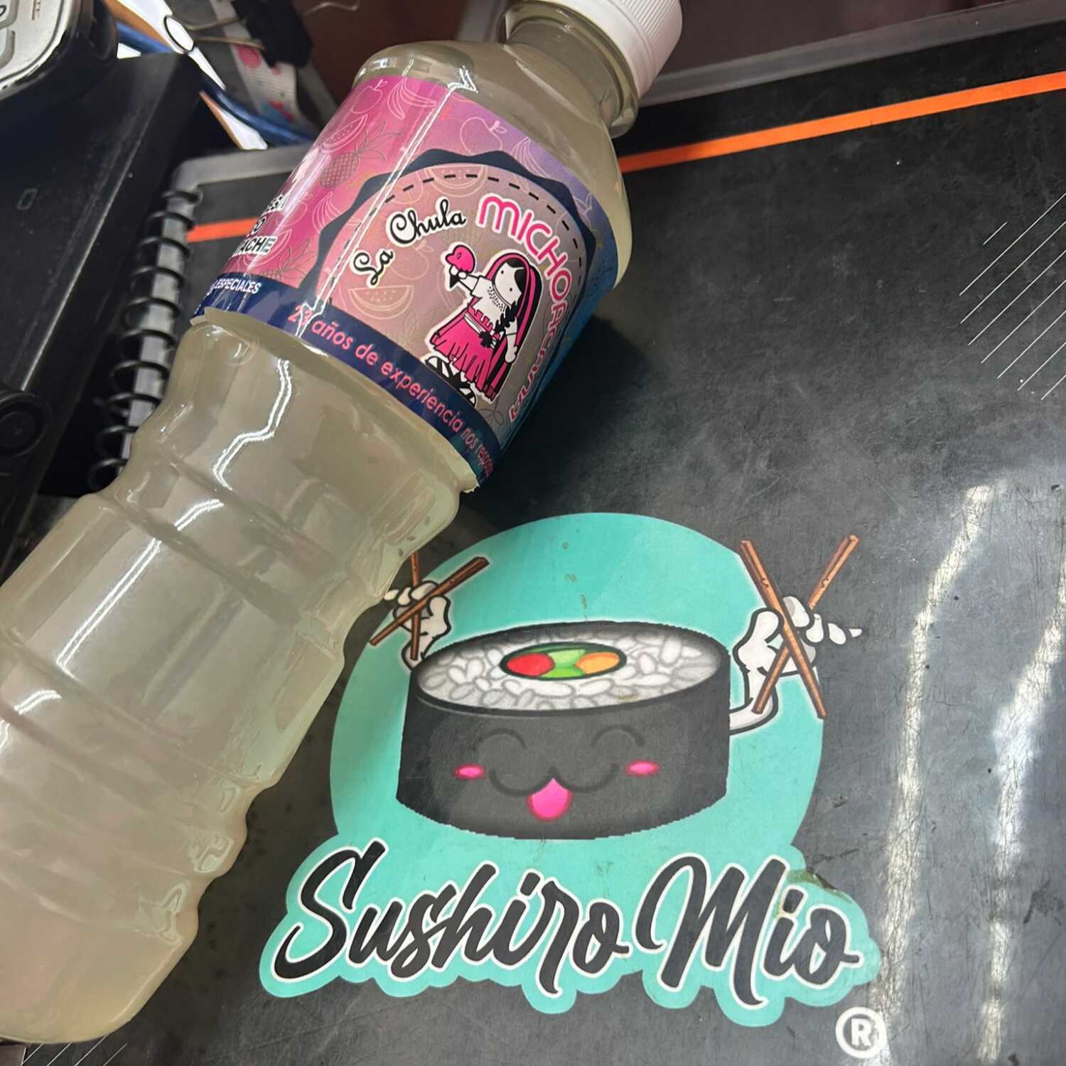 Agua limón con chía