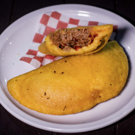 Empanada de Carne Mechada