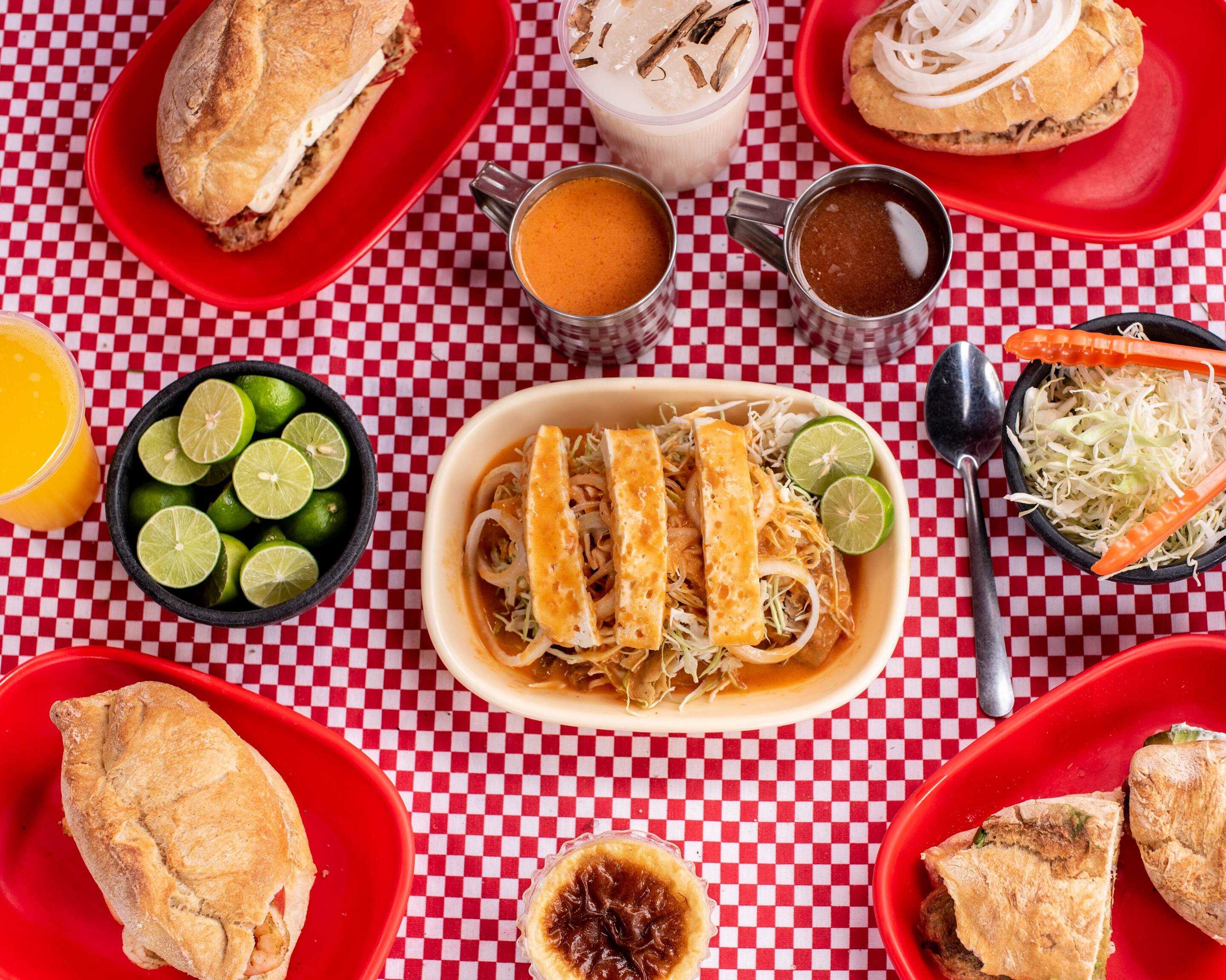 Las Ahoganitas (Charo)