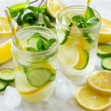 Agua Fresca de Pepino-Limón