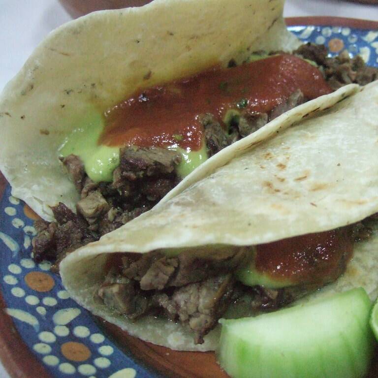 Taco de Asado de Harina