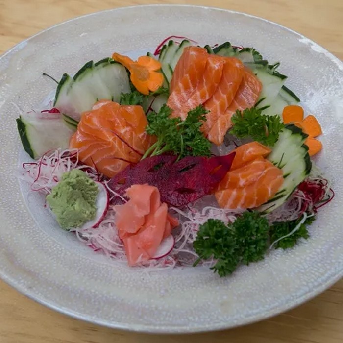 Sashimi Sake Grueso