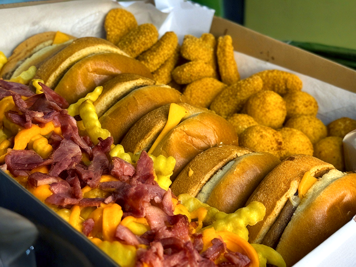 Salvô Lanches Salgados E Doces