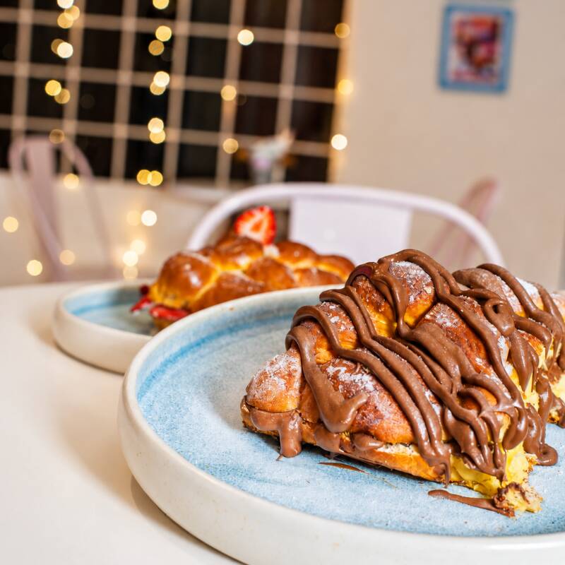 PAN DE MUERTO RELLENO DE 2 ING