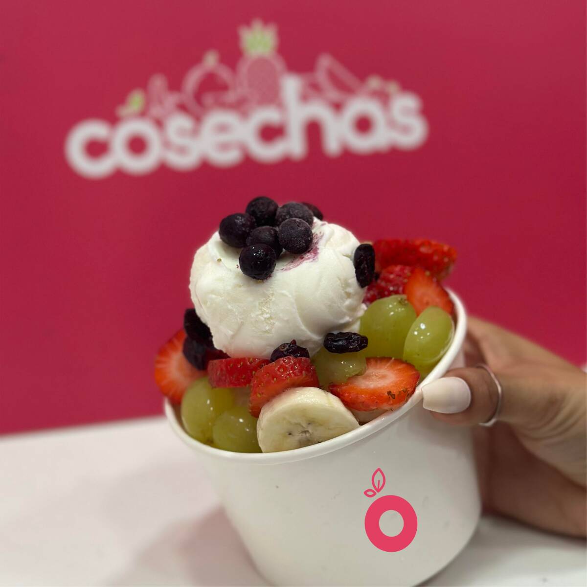 Escolha suas frutas favoritas e personalize do seu jeito, criando uma combinação feita especialmente para você.