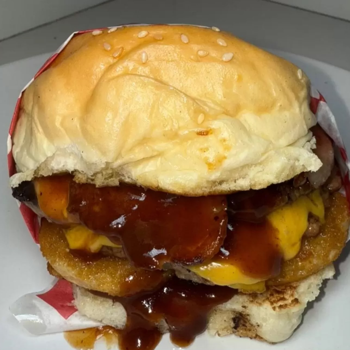 BURGUER WESTER BACON CON PAPAS