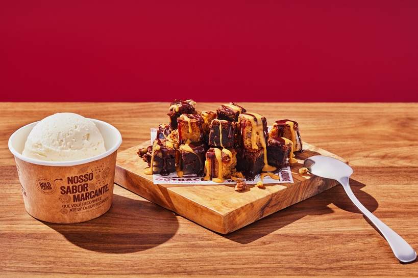 Uma camada do nosso brownie com calda de doce de leite Havanna e outra do brownie Havanna com calda de chocolate, servidas com uma bola de sorvete. Uma explosão de sabor!
Vegetariano