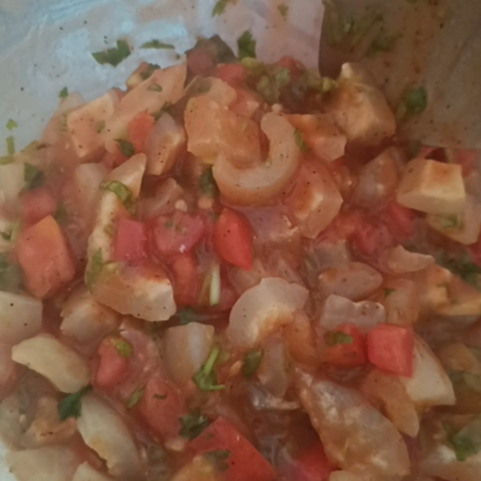 Porción de salsa de cueritos con chile